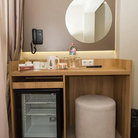 Отель Grand Sunny 4*
