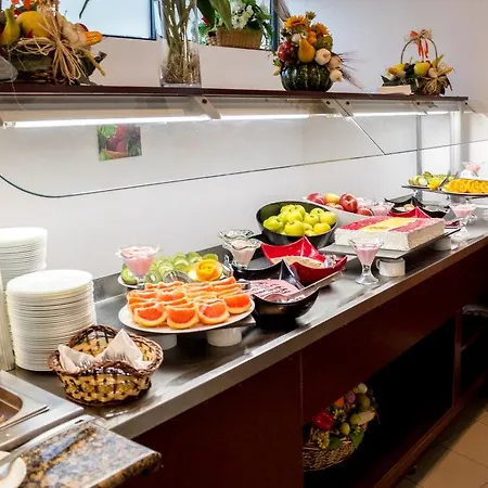 Отель Grand Sunny 4*