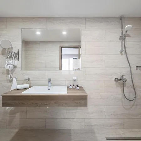 Grand Sunny Ξενοδοχείο 4*