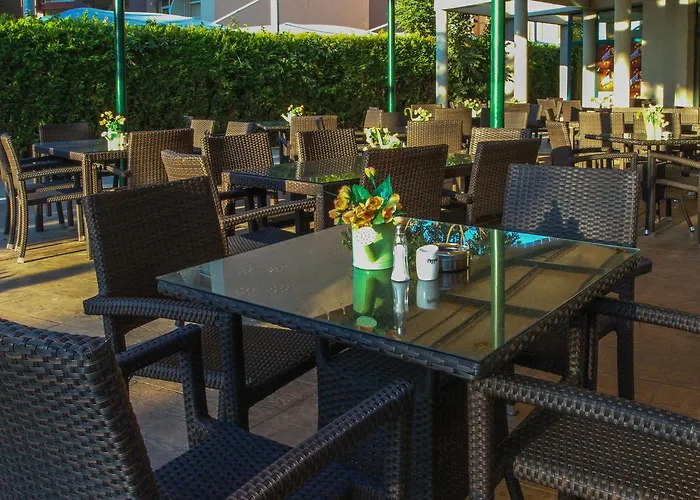 מלון Grand Sunny סאני ביץ'