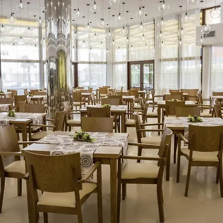 Grand Sunny Ξενοδοχείο 4*