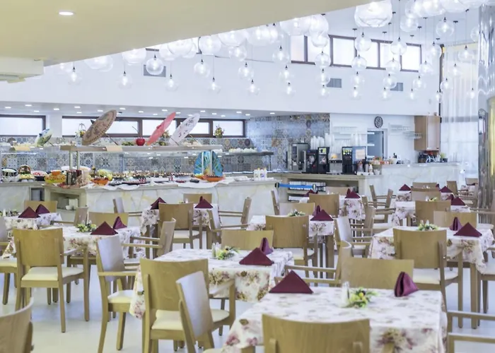 Szálloda Grand Sunny