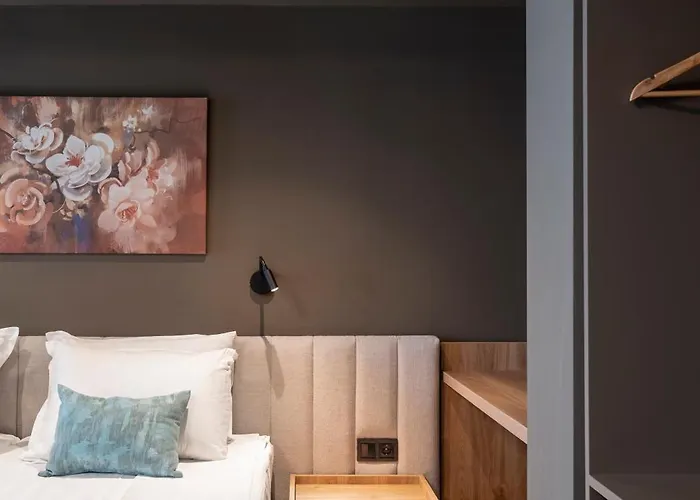 מלון Grand Sunny 4*