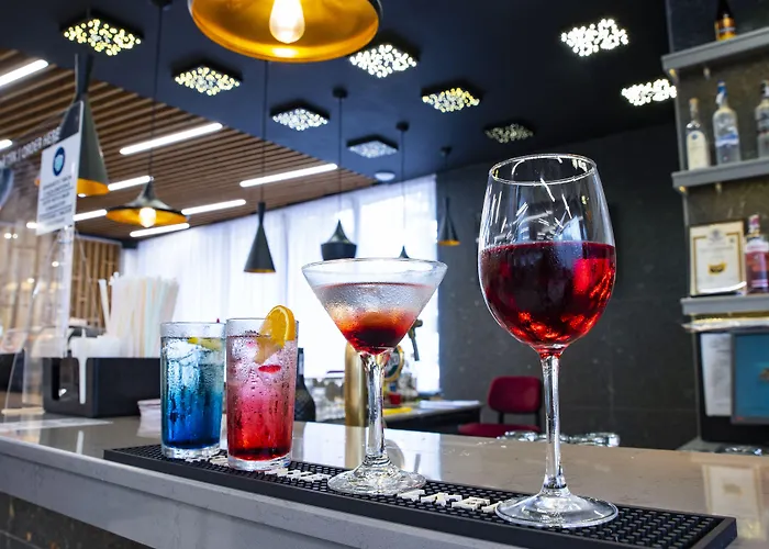 מלון Grand Sunny